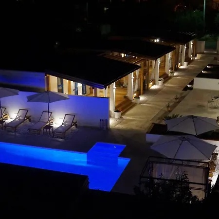 Calu Villas Camping *