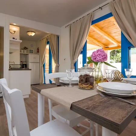 Calu Villas *