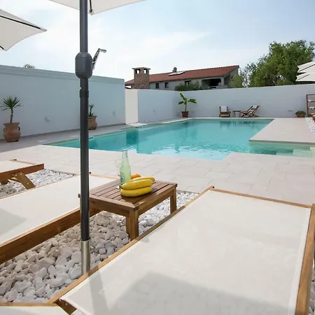 Calu Villas Camping Biograd Na Moru